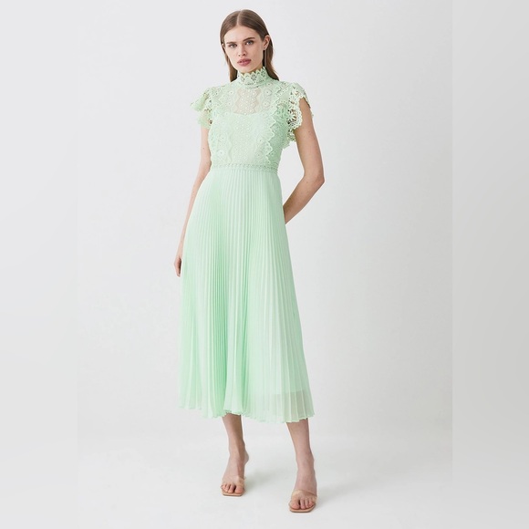 Karen Millen Dresses & Skirts - NWT Karen Millen Guipure Lace Pleated Skirt Midi Dress. Sold Out!